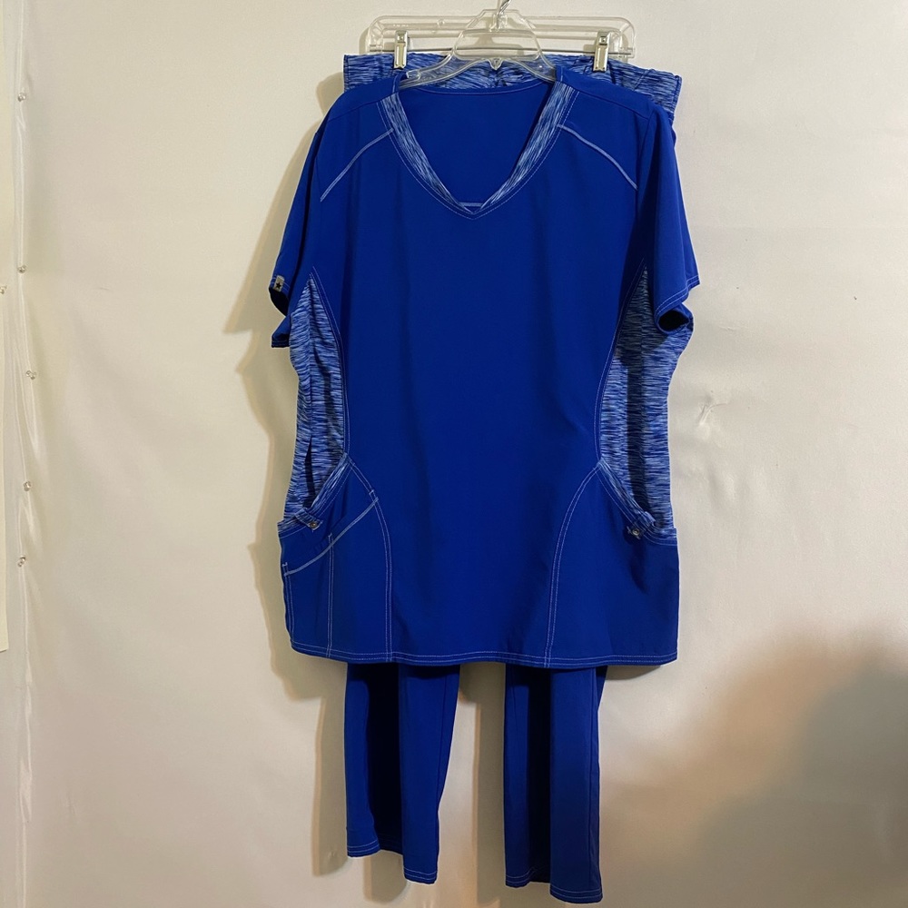 Scrubstar  pant set